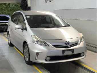 TOYOTA PRIUS ALPHA 2014 Image 1