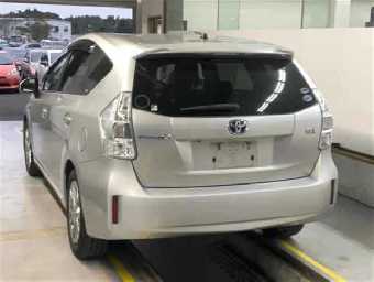 TOYOTA PRIUS ALPHA 2014 Image 2