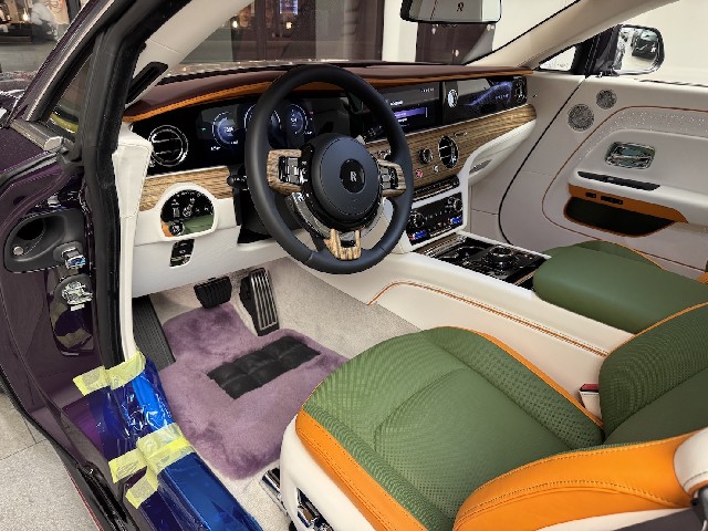 ROLLS ROYCE SPECTRE 2024 Image 28