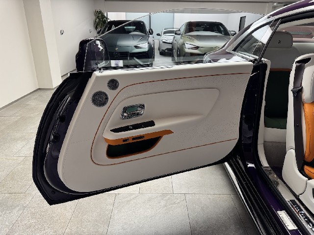 ROLLS ROYCE SPECTRE 2024 Image 37