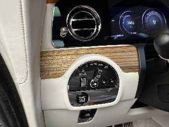 ROLLS ROYCE SPECTRE 2024 Image 41