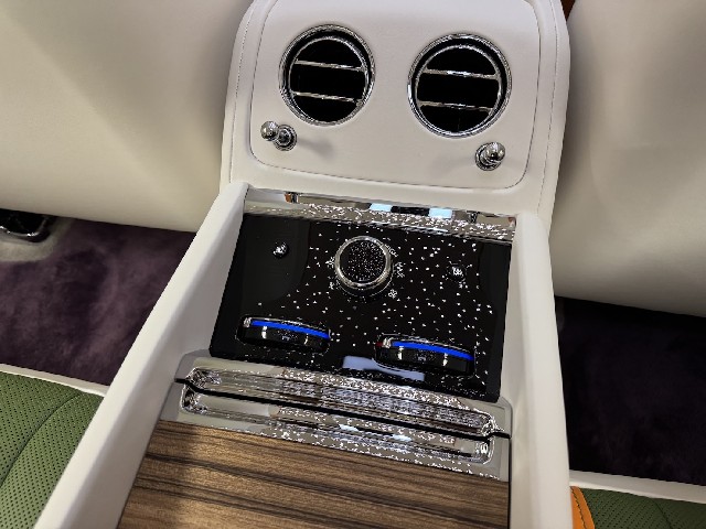 ROLLS ROYCE SPECTRE 2024 Image 55