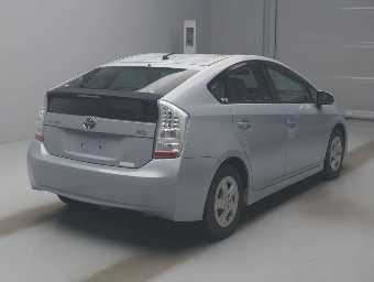 TOYOTA PRIUS 2010 Image 2