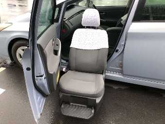 TOYOTA PRIUS 2010 Image 12