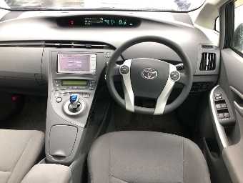 TOYOTA PRIUS 2010 Image 6