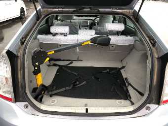 TOYOTA PRIUS 2010 Image 9