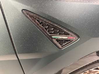 LAMBORGHINI URUS 2025 Image 18