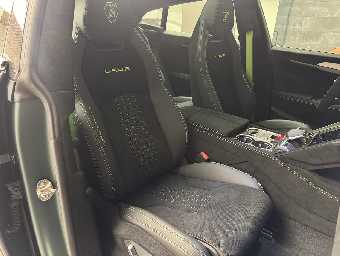 LAMBORGHINI URUS 2025 Image 32