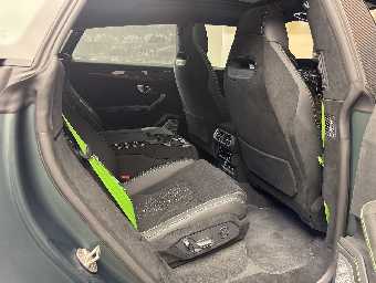 LAMBORGHINI URUS 2025 Image 34