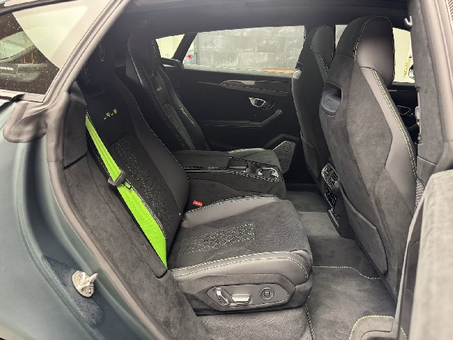 LAMBORGHINI URUS 2025 Image 41