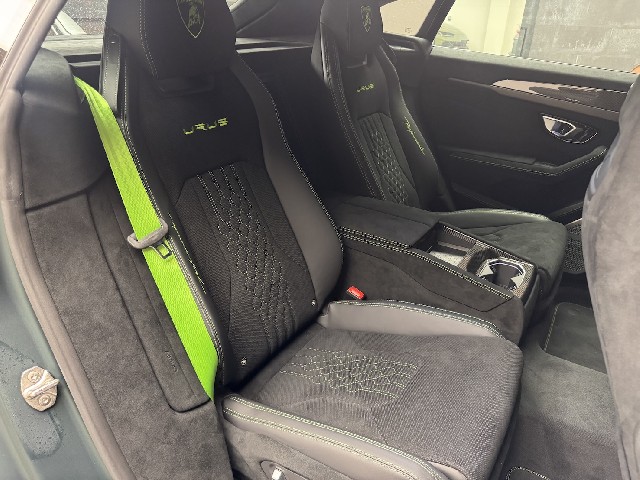 LAMBORGHINI URUS 2025 Image 42
