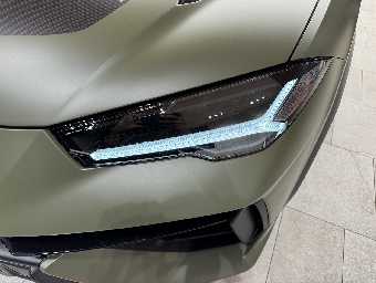 LAMBORGHINI URUS 2025 Image 13