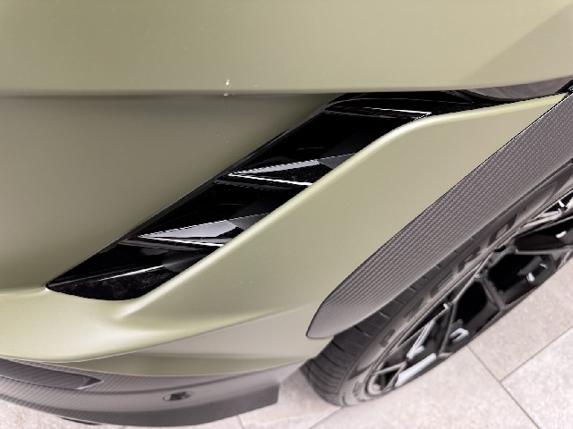 LAMBORGHINI URUS 2025 Image 25