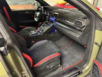 LAMBORGHINI URUS 2025 Image 36