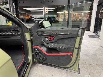 LAMBORGHINI URUS 2025 Image 39