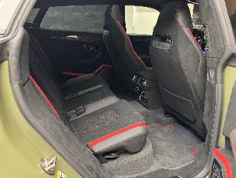 LAMBORGHINI URUS 2025 Image 40