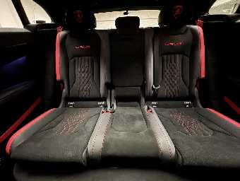 LAMBORGHINI URUS 2025 Image 44