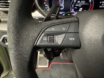 LAMBORGHINI URUS 2025 Image 47