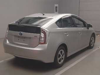 TOYOTA PRIUS 2014 Image 2