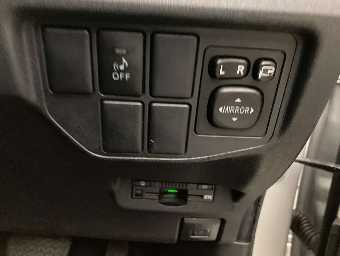 TOYOTA PRIUS 2014 Image 7