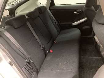 TOYOTA PRIUS 2014 Image 8