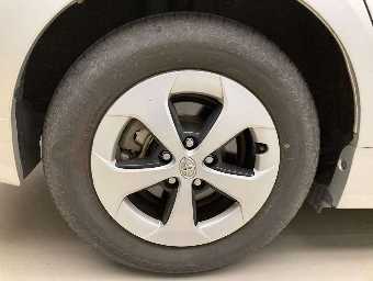 TOYOTA PRIUS 2014 Image 10