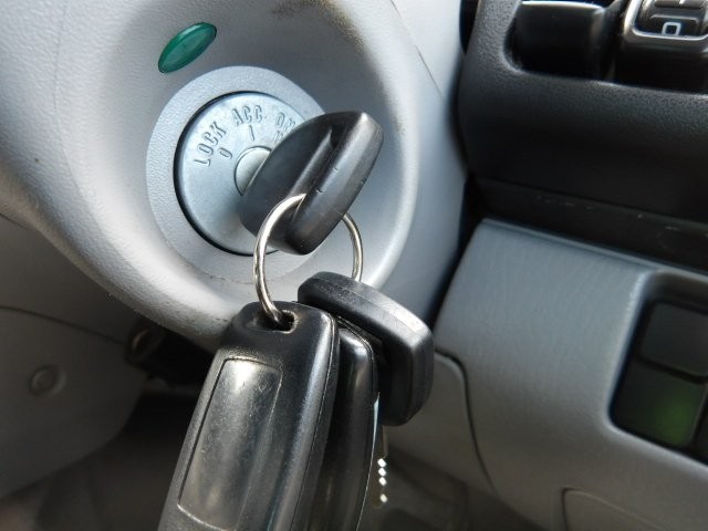 MAZDA BONGO FRIENDEE 2004 Image 46