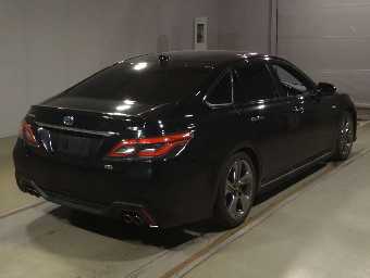 TOYOTA CROWN HYBRID 2018 Image 2