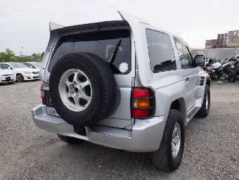 MITSUBISHI PAJERO 1998 Image 4