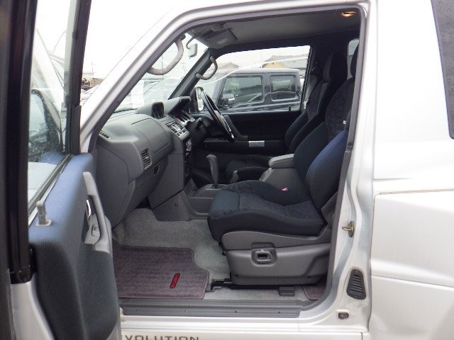 MITSUBISHI PAJERO 1998 Image 55