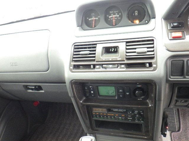 MITSUBISHI PAJERO 1998 Image 60