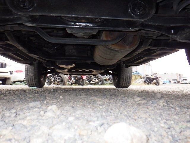 MITSUBISHI PAJERO 1998 Image 67