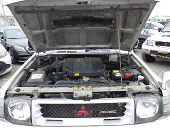 MITSUBISHI PAJERO 1998 Image 23