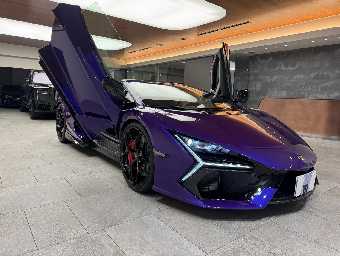 LAMBORGHINI REVUELTO 2025 Image 3