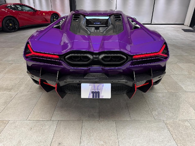 LAMBORGHINI REVUELTO 2025 Image 22