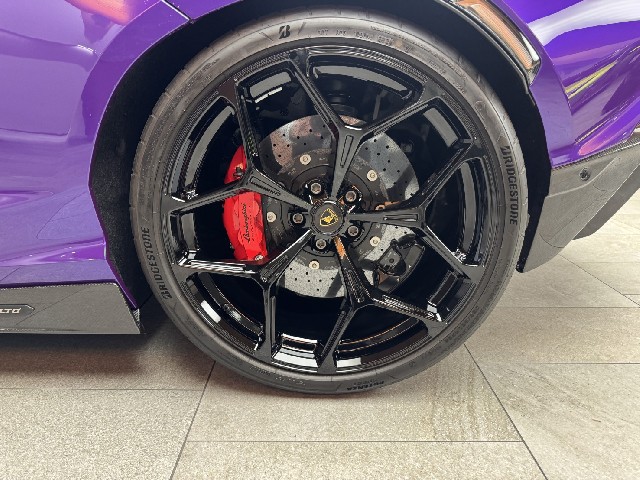 LAMBORGHINI REVUELTO 2025 Image 26