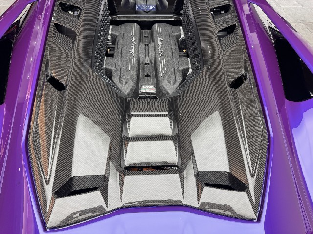 LAMBORGHINI REVUELTO 2025 Image 38