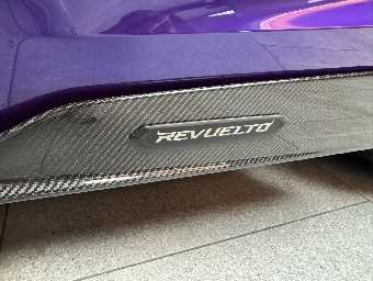 LAMBORGHINI REVUELTO 2025 Image 39