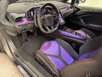 LAMBORGHINI REVUELTO 2025 Image 40