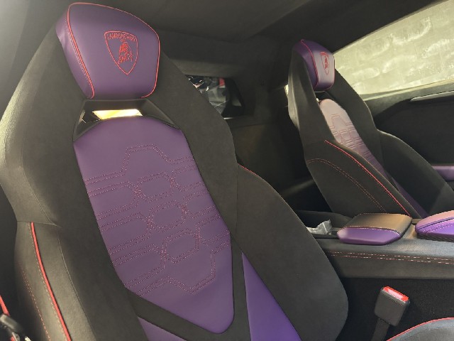 LAMBORGHINI REVUELTO 2025 Image 52