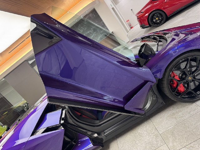 LAMBORGHINI REVUELTO 2025 Image 53