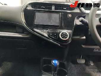 TOYOTA AQUA 2020 Image 7