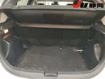 TOYOTA AQUA 2020 Image 9