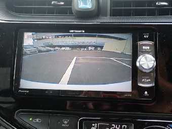 TOYOTA AQUA 2018 Image 6