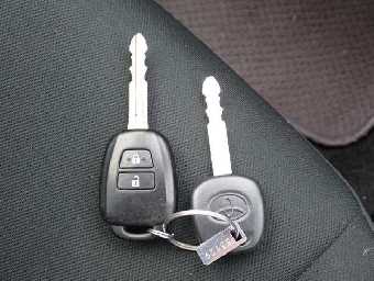 TOYOTA AQUA 2018 Image 8