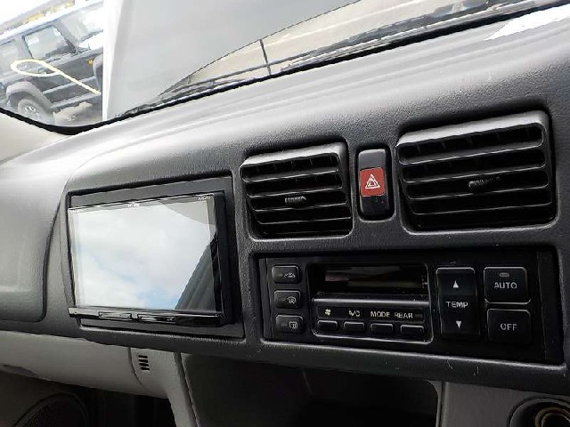 MAZDA BONGO FRIENDEE 2006 Image 23