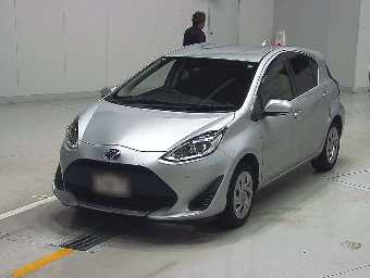 TOYOTA AQUA 2020 Image 1