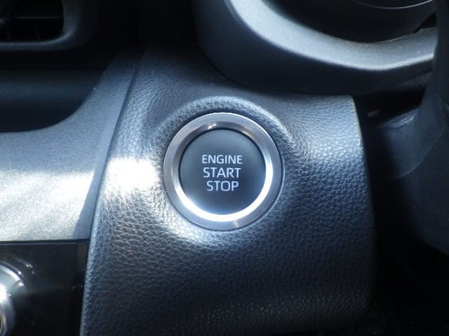 TOYOTA YARIS CROSS 2020 Image 25