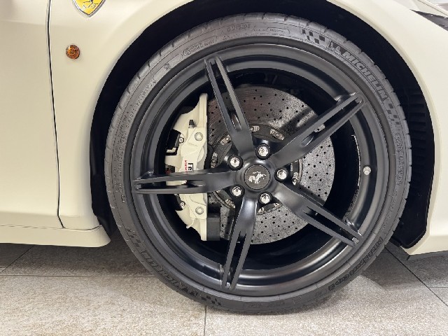 FERRARI 458 SPECIALE 2020 Image 19
