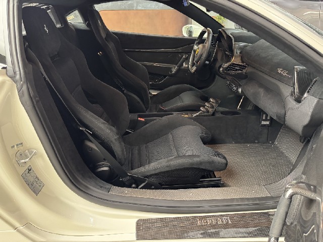 FERRARI 458 SPECIALE 2020 Image 36